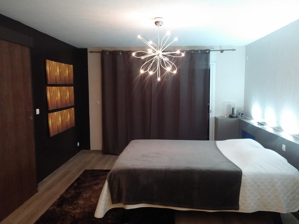 Villa Niagara Avec Spa Sainte-Suzanne Экстерьер фото